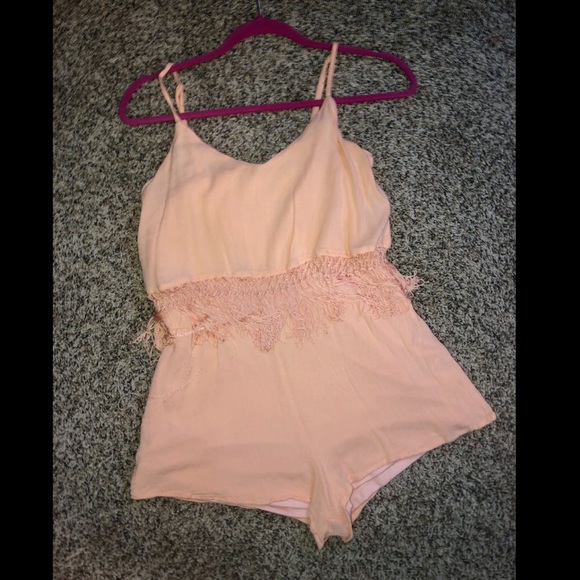 🍑 Charlotte Rouse Romper 🍑 - Picture 3 of 5